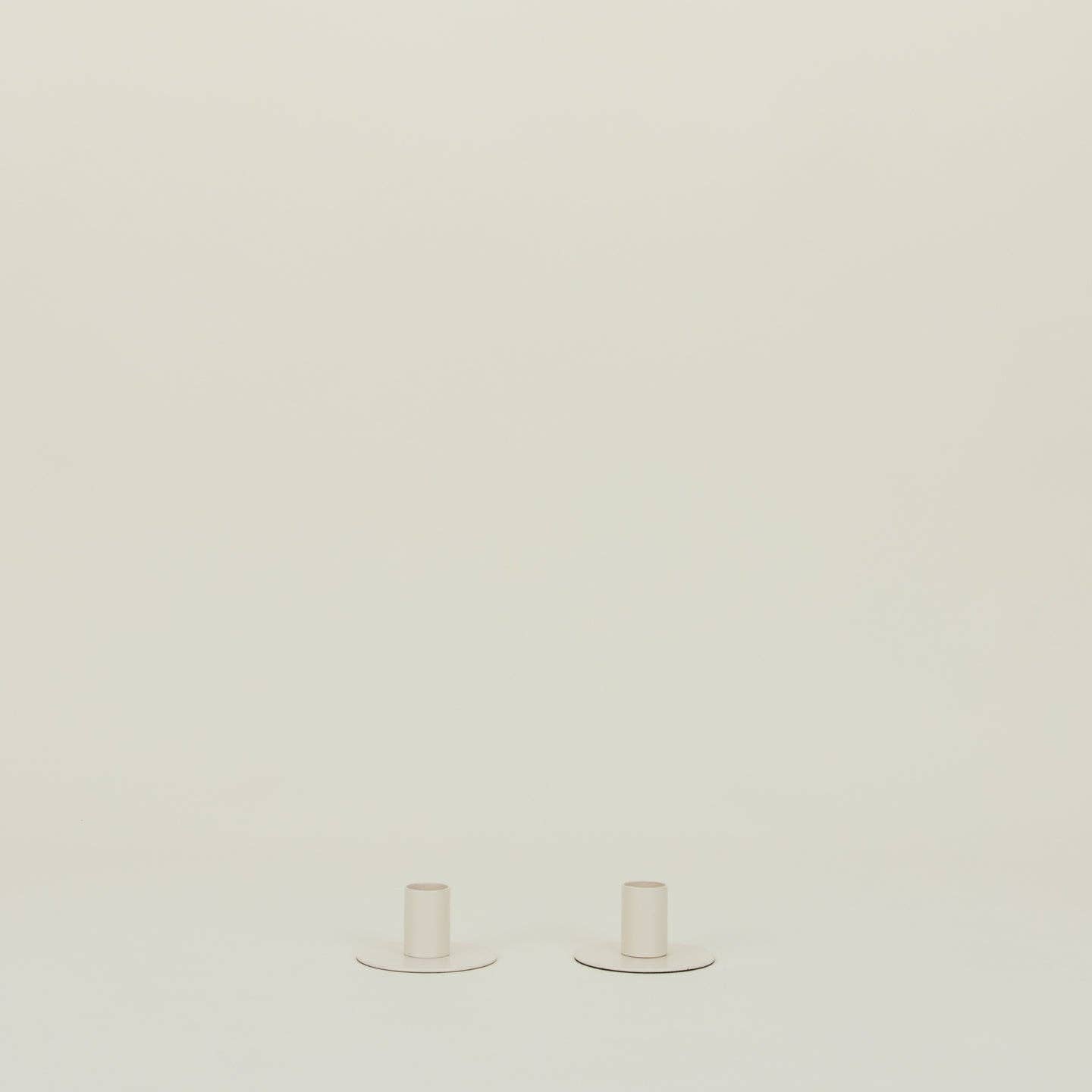 ESSENTIAL METAL CANDLE HOLDERS, SET OF 2 - IVORY