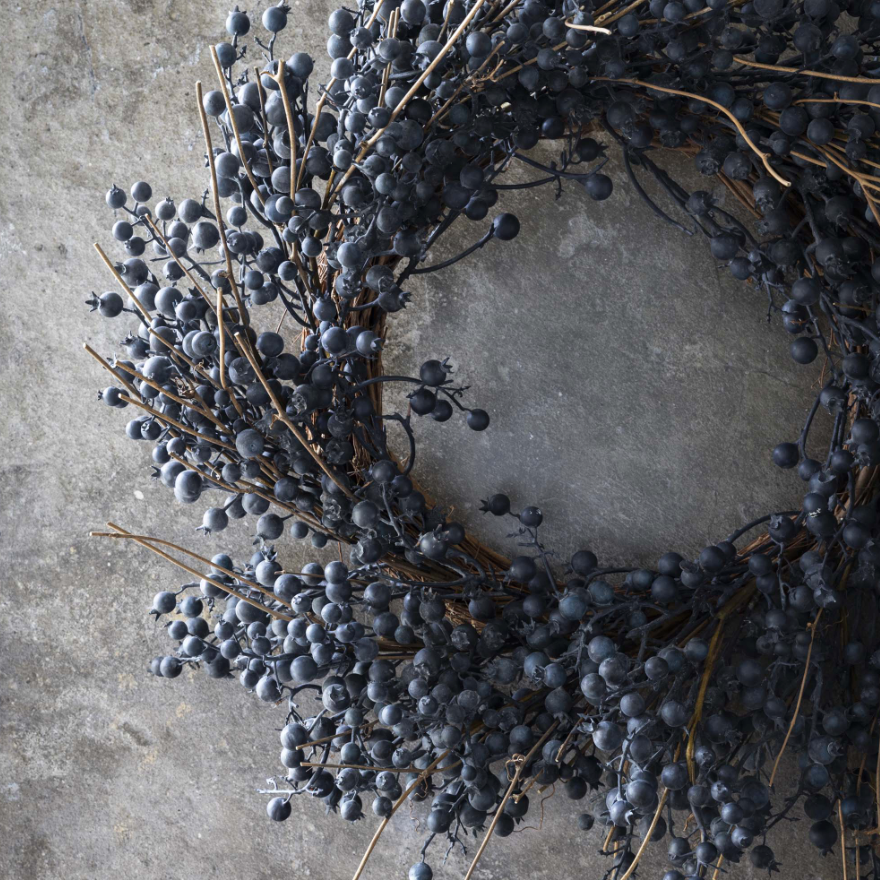 Berry Wreath, Midnight