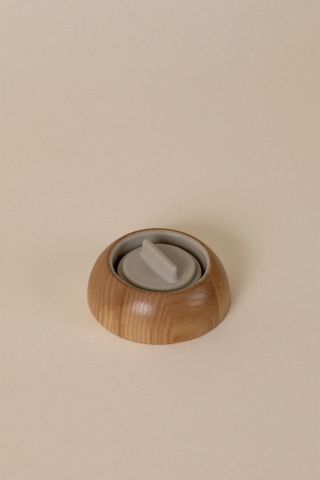 Totter Salad Dressing Shaker