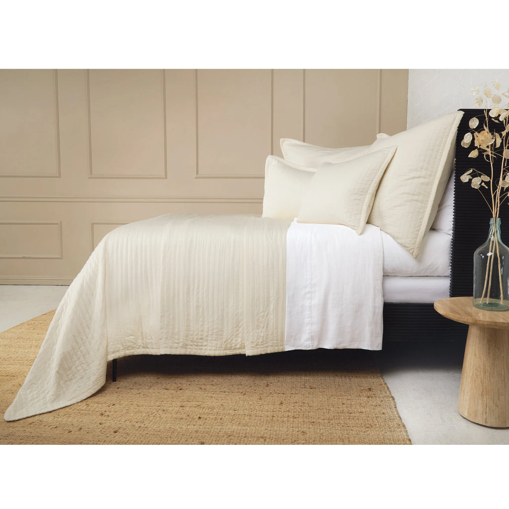 Carlyle Coverlet- Ivory