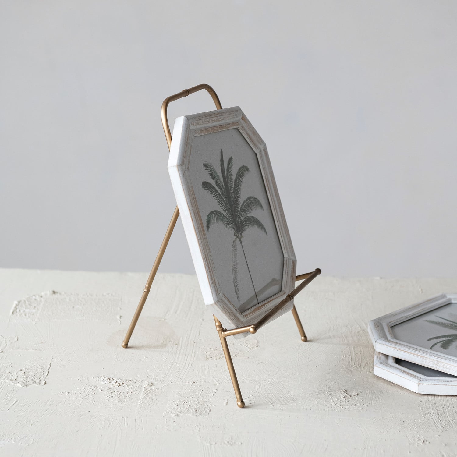 Metal Easel, Gold Finish