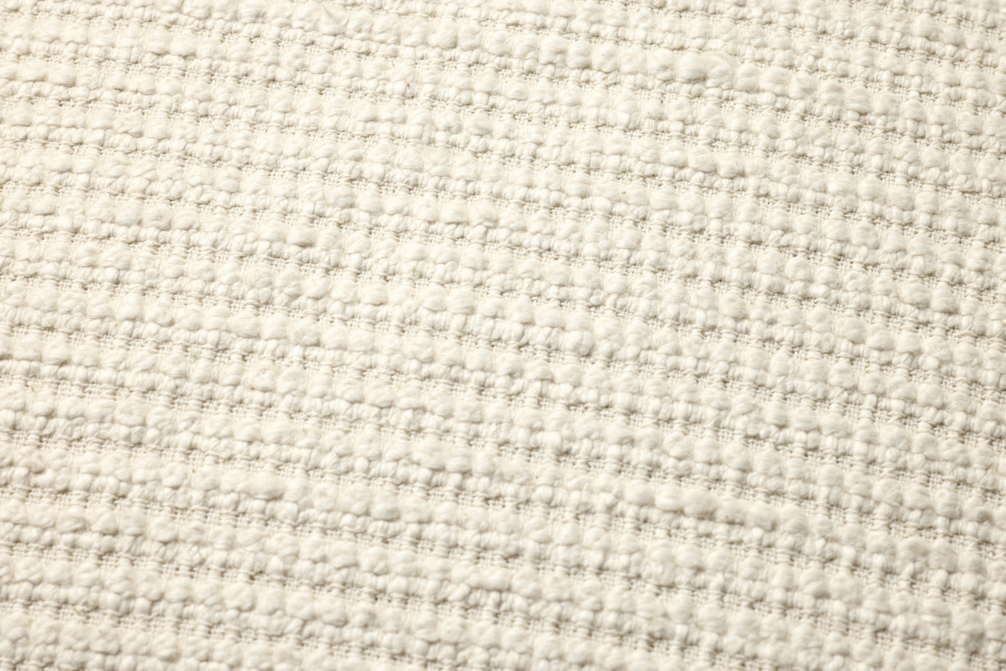 Bedford Pillow in Ivory, 24" x 24"