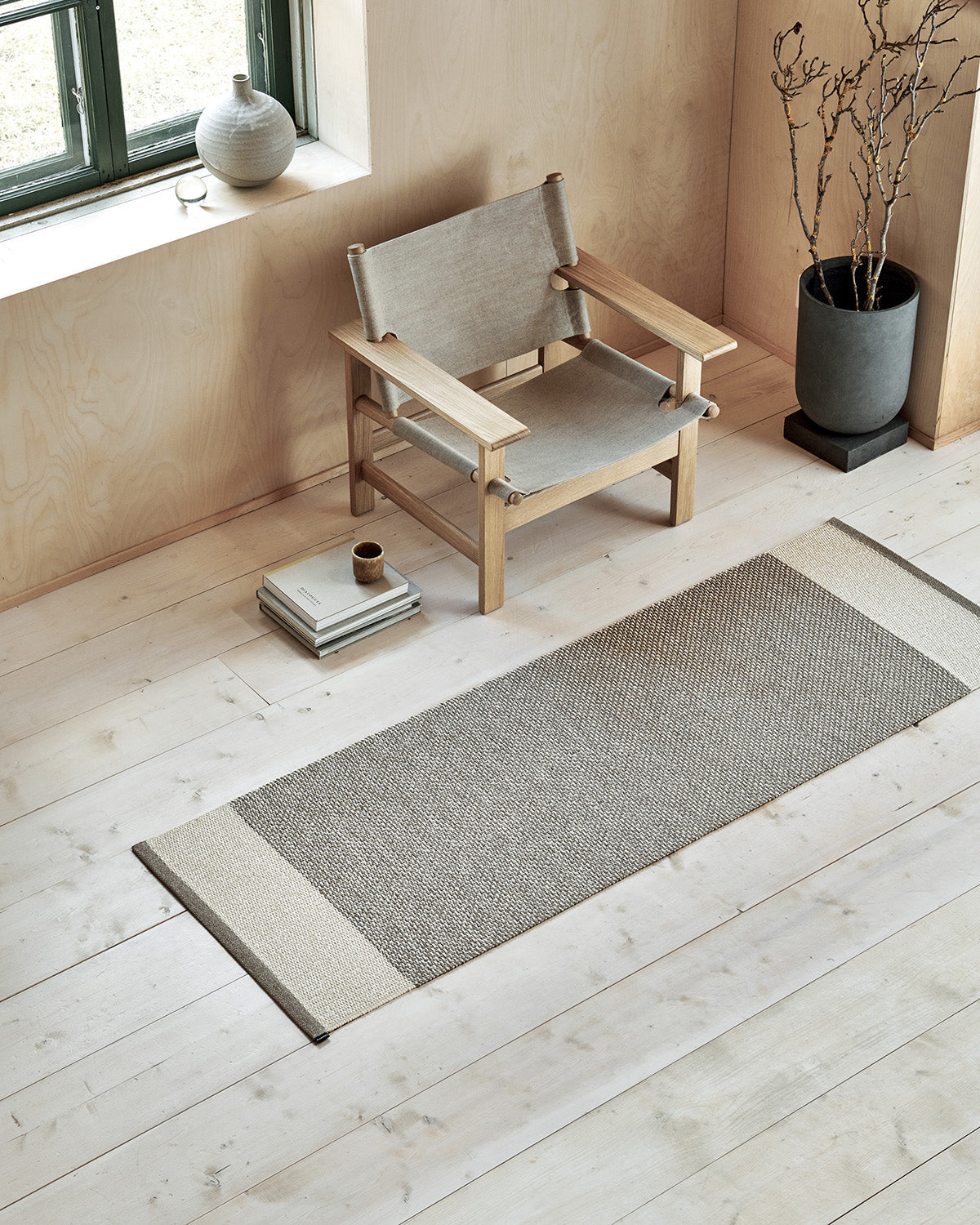 Pappelina Edit Rug in Mud, 2'9" x 5'3" — Pappelina