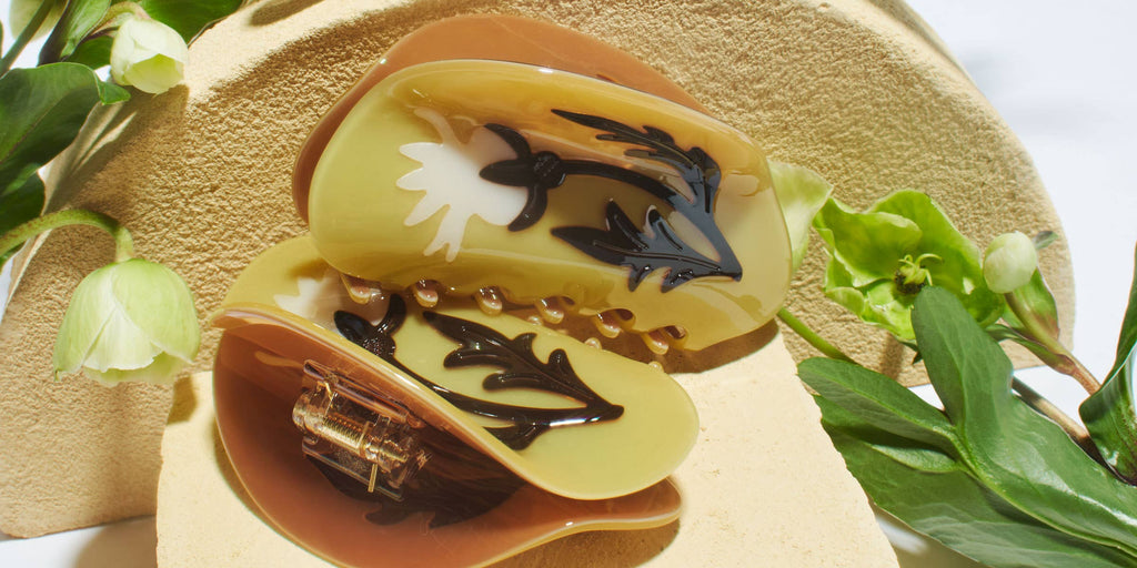Rosehip Claw - Fall Colors Acetate Floral Hair Clip
