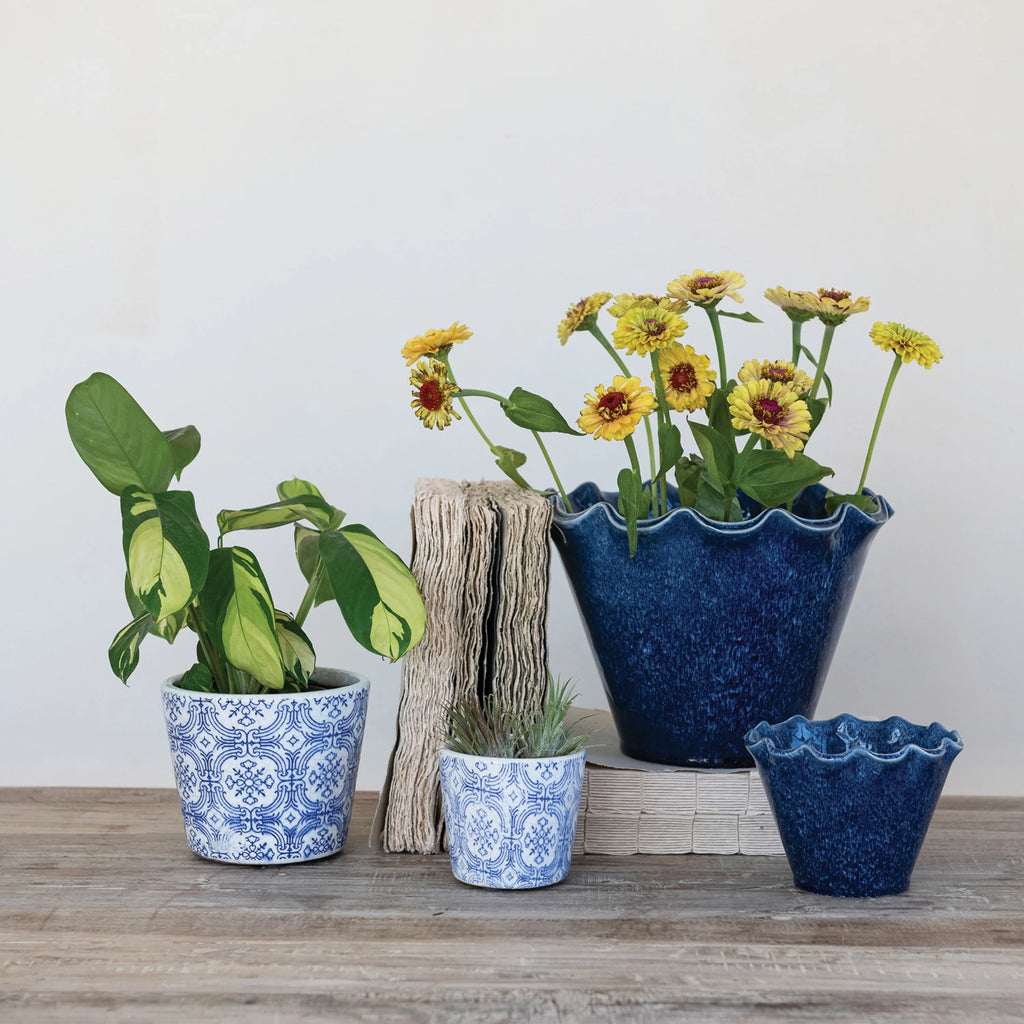 Stoneware Planter - 5.5" x 4" — detail view
