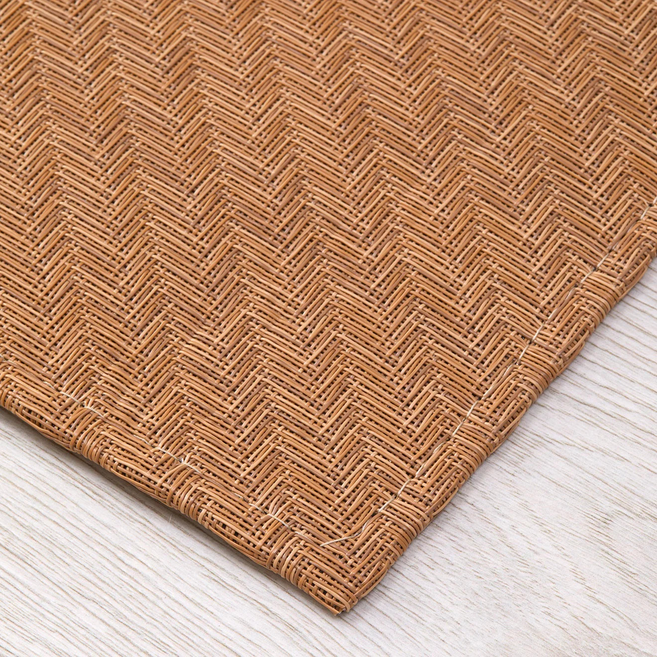 Chilewich Foxtail Rug 1'11"x3' — view 6