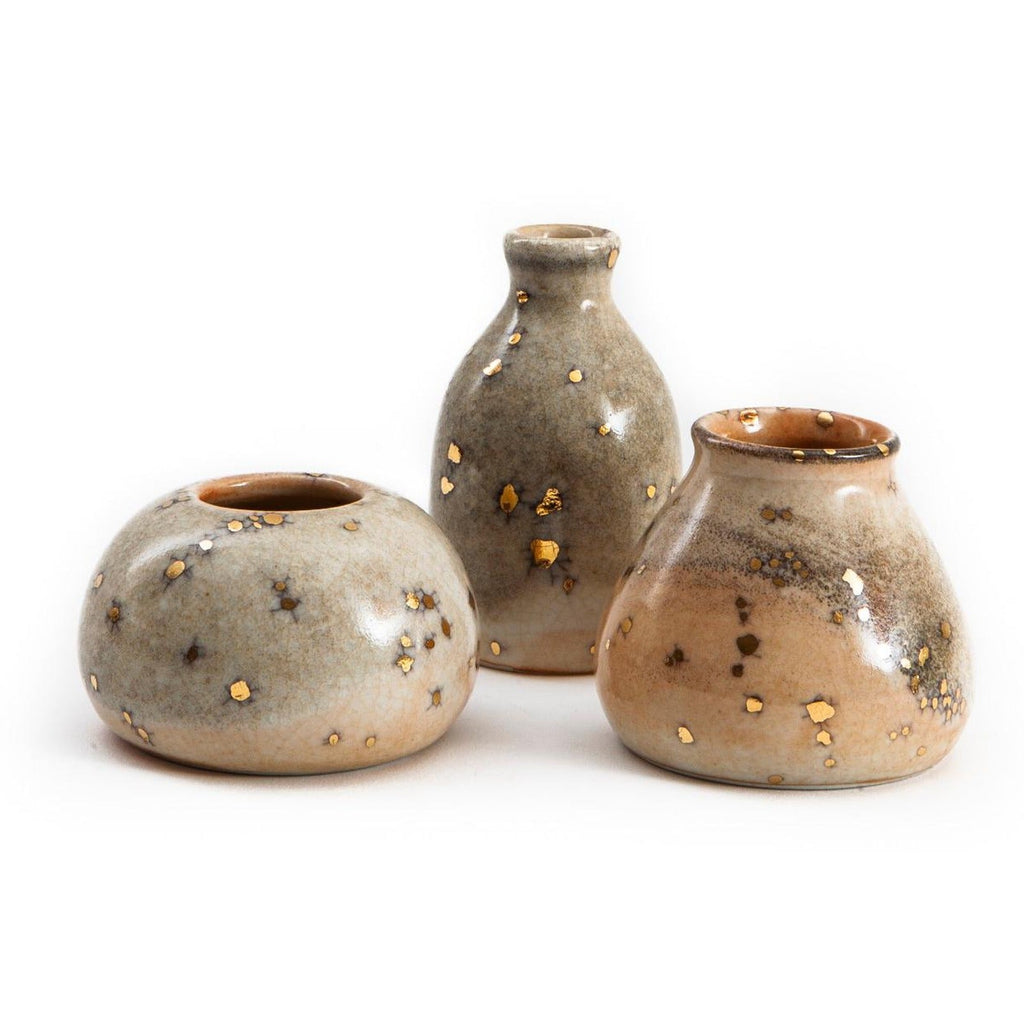 Three Stardust porcelain bud vases with Japanese Shino glaze and 24 carat gold flecks